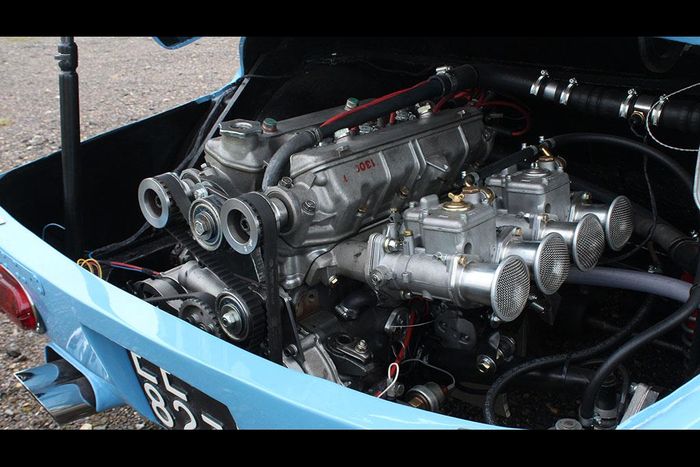 Abarth Simca 1300 Longnose Restoration - Photographs by: AMPaquete